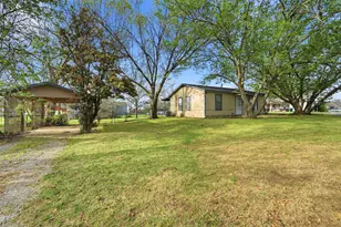 600 E South St, Whitesboro, TX 76273 - Photo 4