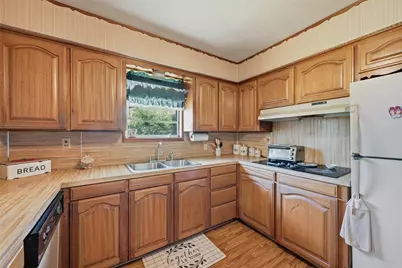 619 W Hayes Street, Savoy, TX 75479 - Photo 12