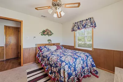 619 W Hayes Street, Savoy, TX 75479 - Photo 22