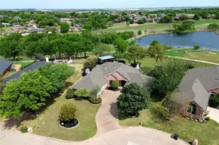 7304 Bishop Ct, Fort Worth, TX 76179 - Photo 2