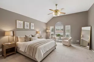 1012 Muscadine Vine St, Crowley, TX 76036 - Photo 20