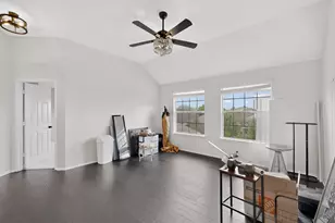 1012 Muscadine Vine St, Crowley, TX 76036 - Photo 16