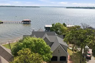 121 St Annes, Mabank, TX 75156 - Photo 2