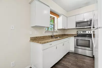 4402 Sweetbriar Drive, Garland, TX 75042 - Photo 10