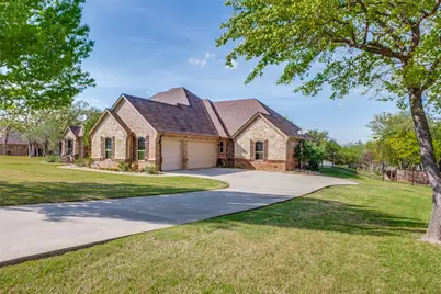 2113 Woodland Hills Lane, Weatherford, TX 76087 - Photo 2
