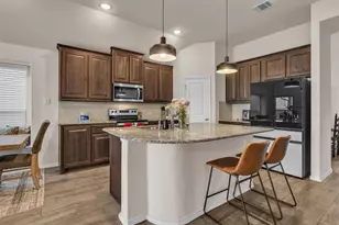 712 Long Iron Dr, Fort Worth, TX 76108 - Photo 2