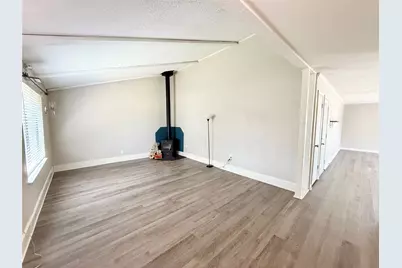 2107 Rockwood Drive, Carrollton, TX 75007 - Photo 2