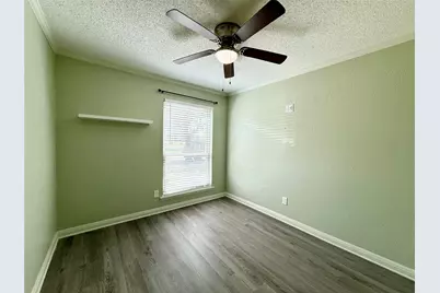 2107 Rockwood Drive, Carrollton, TX 75007 - Photo 6