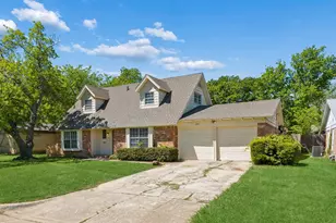 1954 Mims St, Fort Worth, TX 76112 - Photo 2