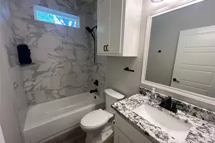 505 S Sky Ct, Granbury, TX 76049 - Photo 22