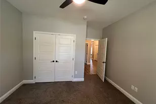 505 S Sky Ct, Granbury, TX 76049 - Photo 14