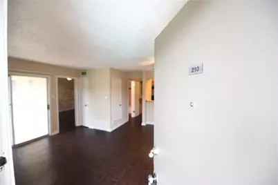 2833 Kings Road #210, Dallas, TX 75219 - Photo 4