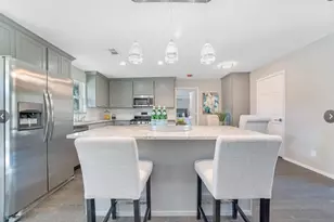 1131 Forester Dr, Dallas, TX 75216 - Photo 8