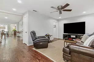 8005 Westover Dr, Dallas, TX 75231 - Photo 6