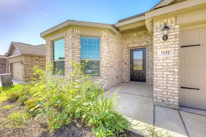 1717 Cotton Blossom Lane, Princeton, TX 75407 - Photo 2