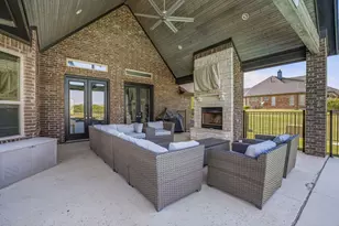 2009 Tree Top Ct, Granbury, TX 76049 - Photo 32