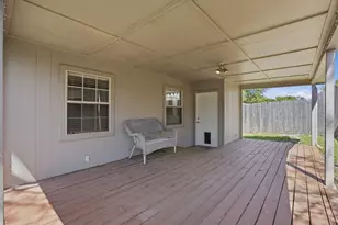 8660 Kingspoint Dr, Dallas, TX 75238 - Photo 26