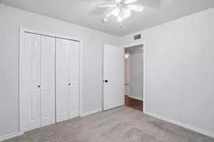 8660 Kingspoint Dr, Dallas, TX 75238 - Photo 24