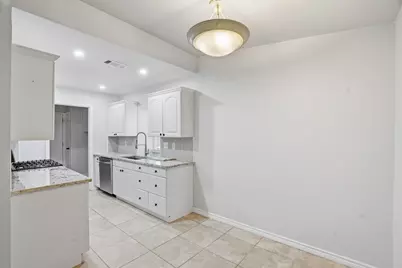 8660 Kingspoint Drive, Dallas, TX 75238 - Photo 6