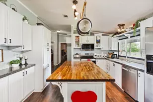 297 Lone Tree Ln, Decatur, TX 76234 - Photo 2