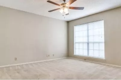 5200 Martel Avenue #33C, Dallas, TX 75206 - Photo 16