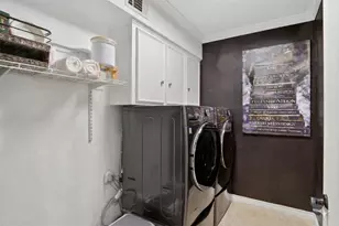 3228 Grantwood Dr, Dallas, TX 75229 - Photo 26
