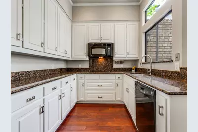 6205 Twin Oaks Circle, Dallas, TX 75240 - Photo 8