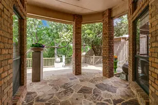 6205 Twin Oaks Cir, Dallas, TX 75240 - Photo 24