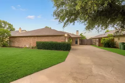 215 Mountainview Drive, Hurst, TX 76054 - Photo 1