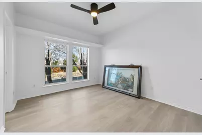 401 Leigh Court, Highland Village, TX 75077 - Photo 22