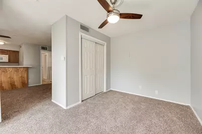 3109 Sondra Drive #302, Fort Worth, TX 76107 - Photo 6
