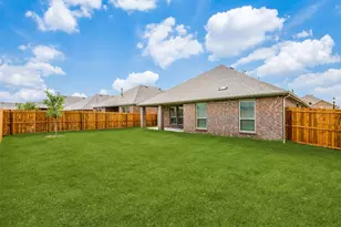 2942 Trusting Wy, Aubrey, TX 76227 - Photo 12