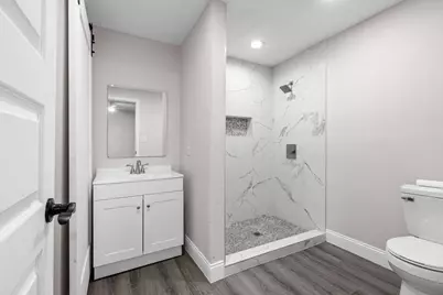 2435 Sharon Street, Dallas, TX 75211 - Photo 22