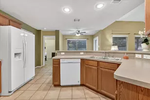 4325 Sweet Clover Ln, Fort Worth, TX 76036 - Photo 10