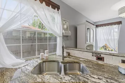 313 Georgian Oak Court, Lake Dallas, TX 75065 - Photo 12