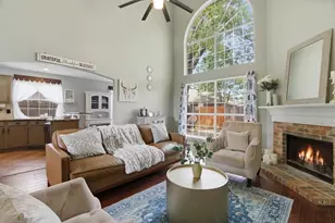 313 Georgian Oak Ct, Lake Dallas, TX 75065 - Photo 6