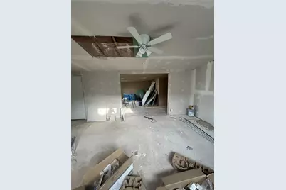 6614 Ashley Court, Granbury, TX 76049 - Photo 16