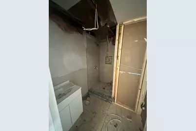 6614 Ashley Court, Granbury, TX 76049 - Photo 4