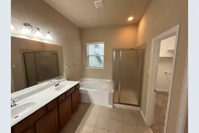 1617 Black Duck Terrace #E, Carrollton, TX 75010 - Photo 8