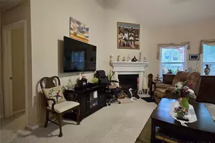 6013 Meadowglen Dr, Denton, TX 76226 - Photo 6