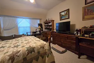 6013 Meadowglen Dr, Denton, TX 76226 - Photo 14
