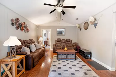 353 Brook Hollow Drive, DeSoto, TX 75115 - Photo 6