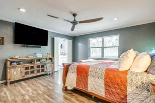 406 Country Club Dr, Joshua, TX 76058 - Photo 16