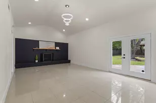 215 Glenview St, Dallas, TX 75217 - Photo 26