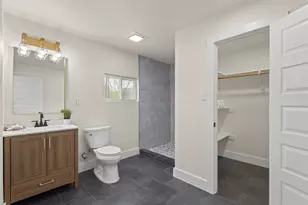 215 Glenview St, Dallas, TX 75217 - Photo 20