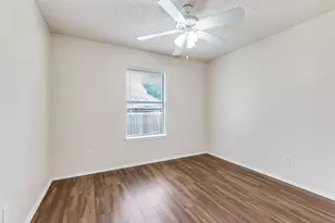 113 St James Ct, Rhome, TX 76078 - Photo 14