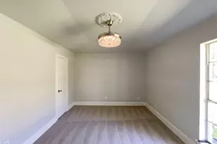 2800 N Surrey Dr, Carrollton, TX 75006 - Photo 14