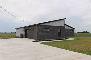 2091 Goodwyn Rd, Avalon, TX 76623 - Photo 2