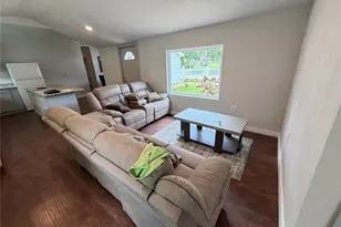 701 Olive St, Cleburne, TX 76031 - Photo 20