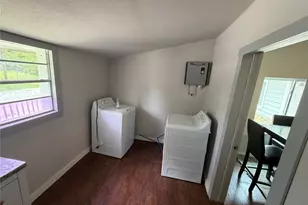 701 Olive St, Cleburne, TX 76031 - Photo 18